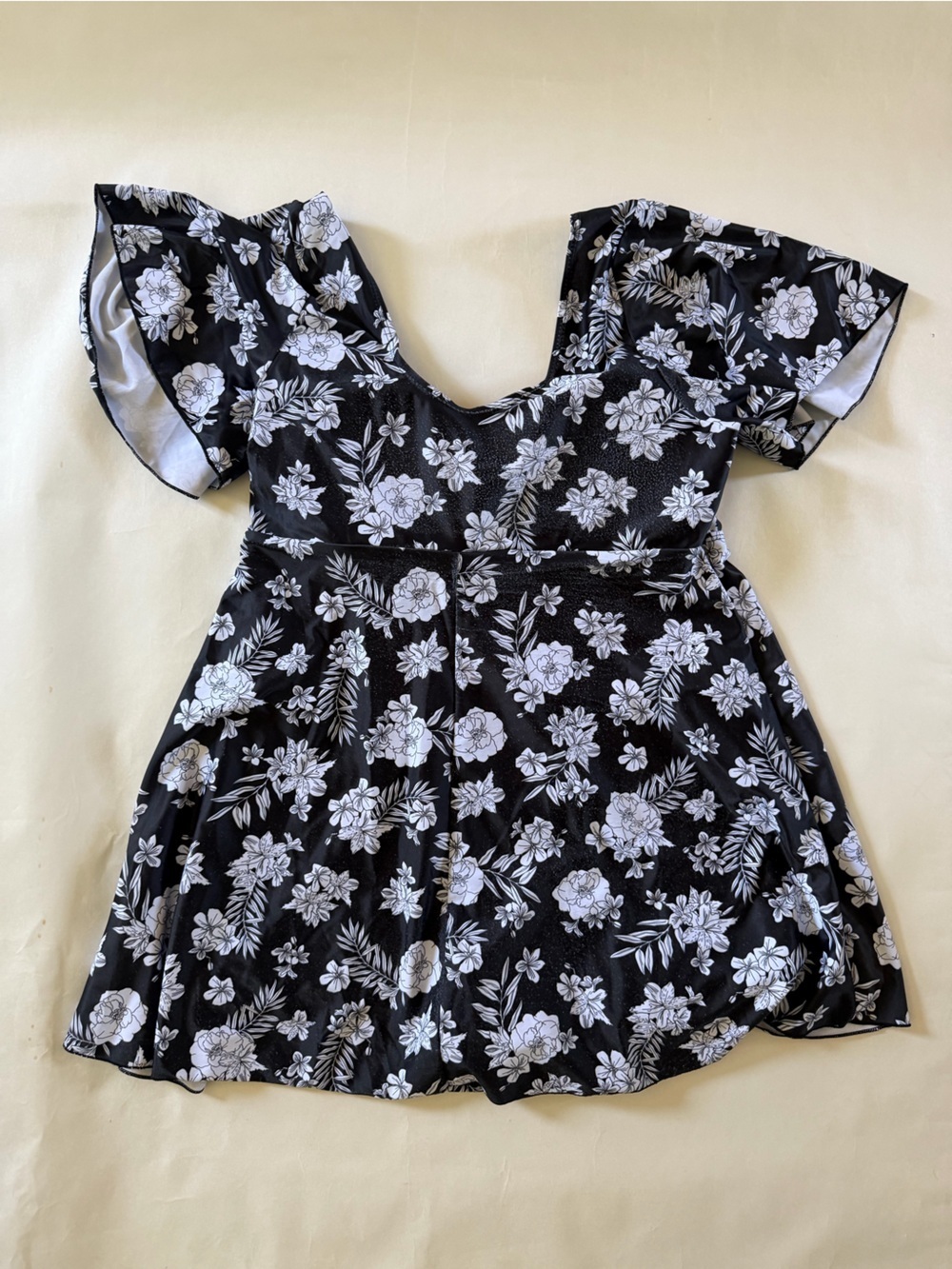 Women’s Black Floral One Piece Swimsuit: large - Picture 6 of 6